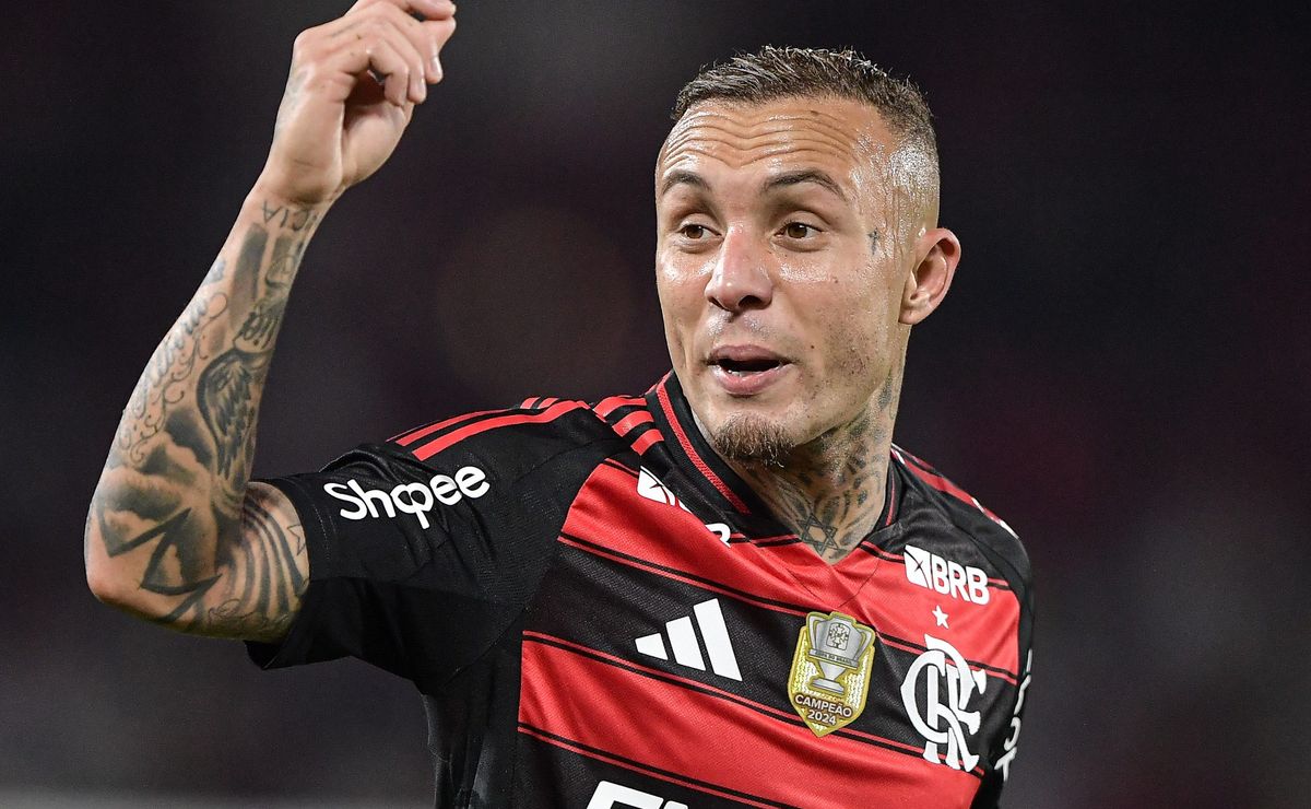 Everton Cebolinha é sincero e analisa vitória do Fluminense no clássico: “Demos mole nos gols”