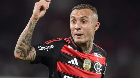 Atacante deu a sua opinião – Foto: Thiago Ribeiro/AGIF.