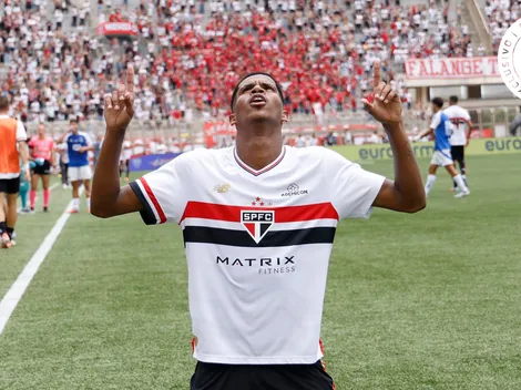 São Paulo barra saída de Isac