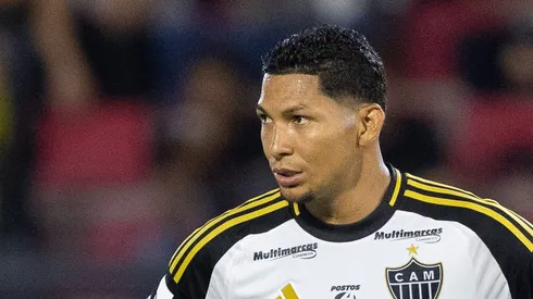 Rony negocia com o Timão.