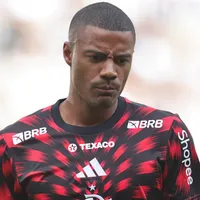 Flamengo não descarta negociar De La Cruz caso surjam boas ofertas pelo meia, revela jornalista