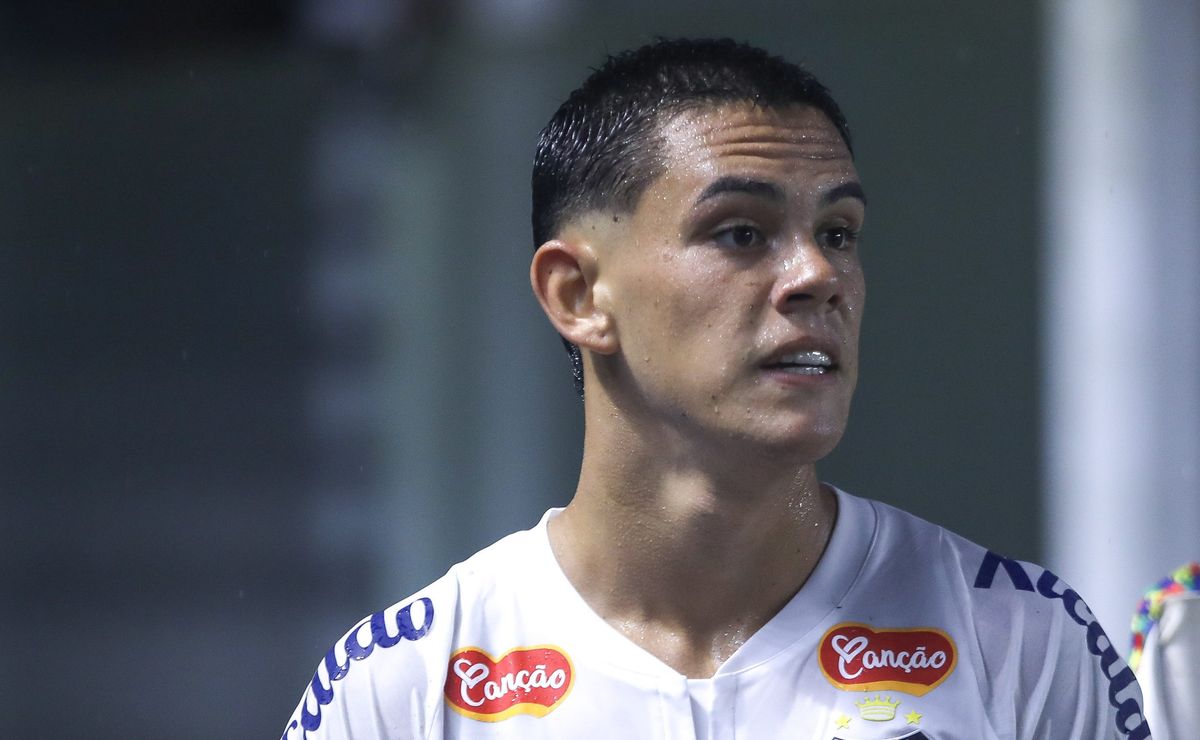 Chermont pede ao Santos para ser negociado e Ajax prepara nova oferta oficial, crava setorista