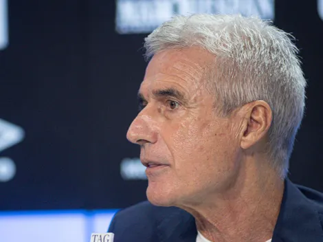 Grêmio respalda Luís Castro e busca contratação de volante