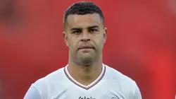 Afaatado pelo SPFC, Alisson compareceu ao CT Joaquim Grava nesta segunda (26)