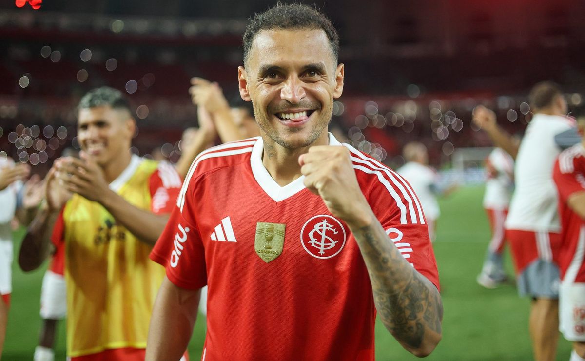 Internacional volta a marcar quatro gols no Grêmio após 12 anos com elenco 1,8 vez mais caro