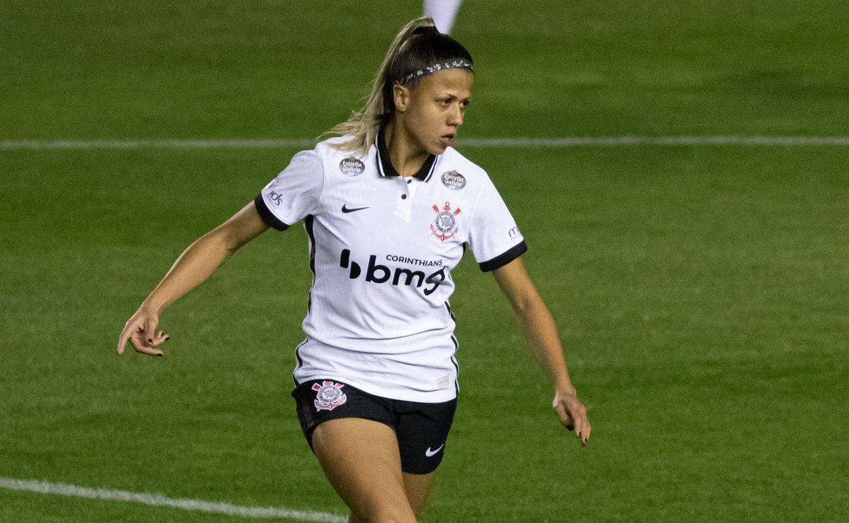 Gi Campiolo elogia elenco do Palmeiras e prega humildade para a temporada 2026