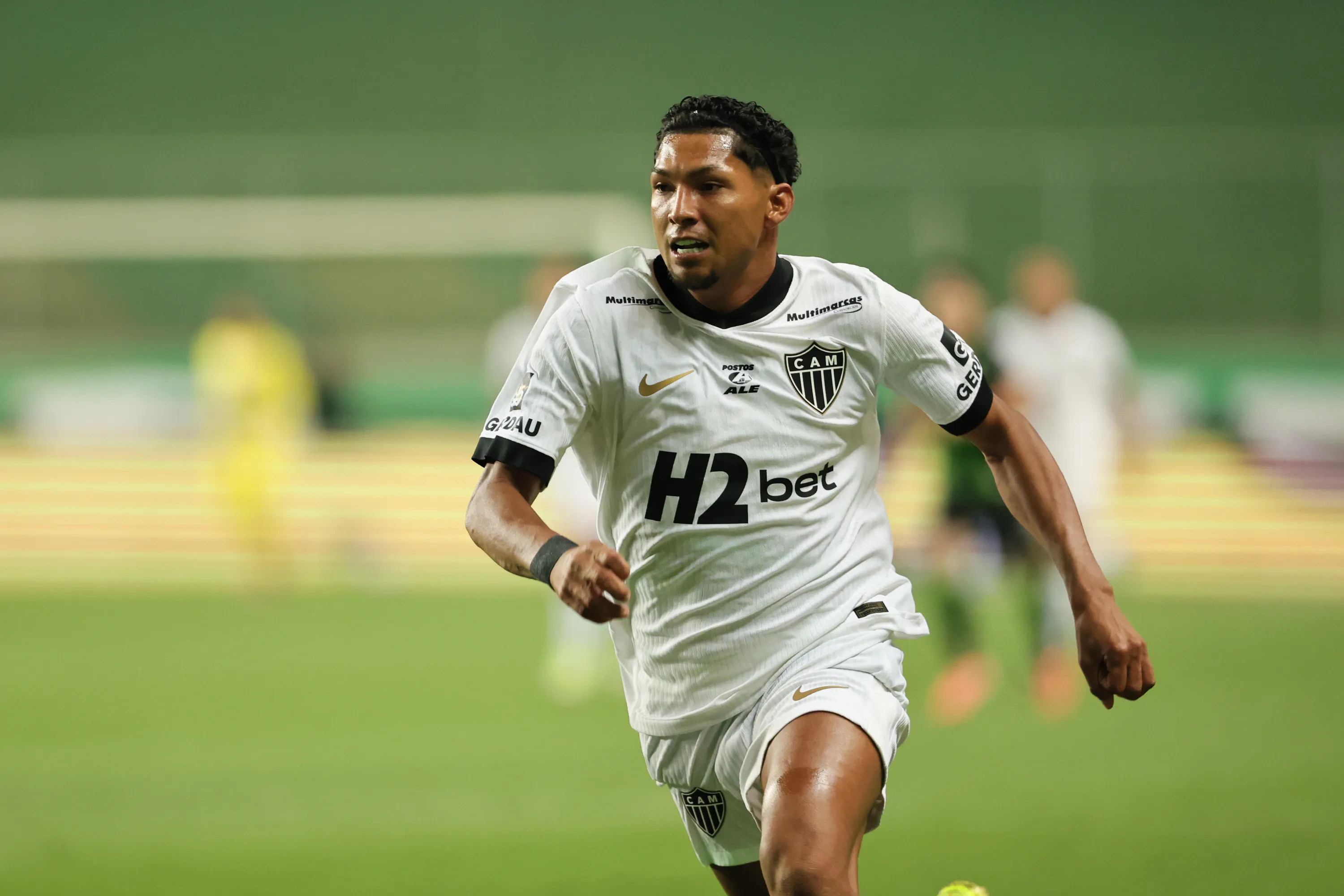 Rony em partida do Mineiro de 2026. Foto: Gilson Lobo/AGIF