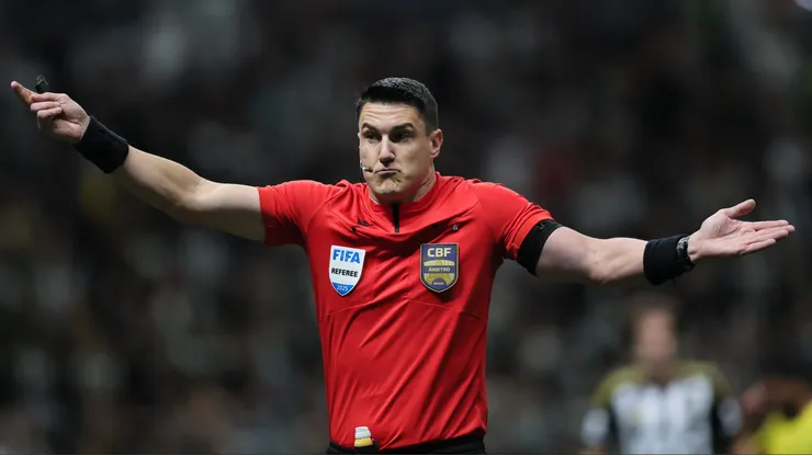 Rafael Klein apitará a Supercopa do Brasil. Foto: Gilson Lobo/AGIF