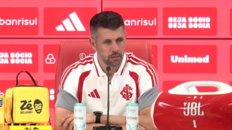 Pezzolano, técnico do Inter em entrevista coletiva (Foto: Ricardo Duarte / Internacional)