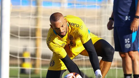 Goleiro Weverton chegou recentemente ao Imortal –
Foto: Rodrigo Fatturi / Grêmio FBPA