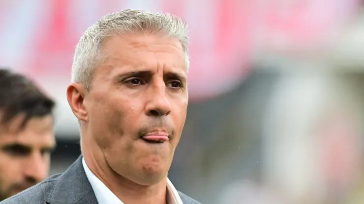 Crespo tem tido rusgas com a nova diretoria
