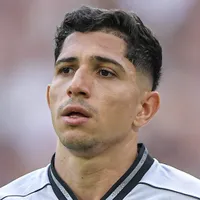 Savarino, meia do Fluminense, é parado em blitz no RJ