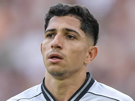 Savarino, meia do Fluminense, é parado em blitz no RJ