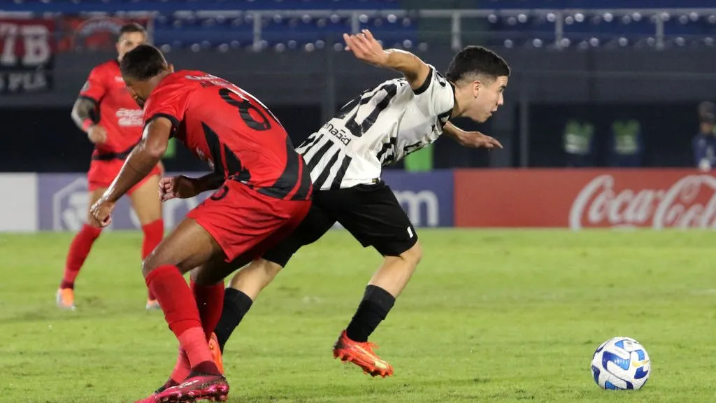 Enso Gonzále, alvo do Botafogo. Foto: Christian Alvarenga/Getty Images