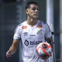 JP Chermont vira pauta no Santos, Ajax observa, mas Peixe só aceita negócio por 10 milhões de euros