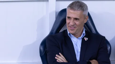 SP – BARUERI – 24/01/2026 – PAULISTA 2026, PALMEIRAS X SAO PAULO – Hernan Crespo tecnico do Sao Paulo durante partida contra o Palmeiras no estadio Arena Barueri pelo campeonato Paulista 2026. Foto: Ettore Chiereguini/AGIF