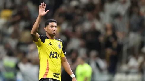 MG – BELO HORIZONTE – 12/11/2025 – BRASILEIRO A 2025, ATLETICO-MG X FORTALEZA – Rony jogador do Atletico-MG durante aquecimento antes da partida contra o Fortaleza no estadio Arena MRV pelo campeonato Brasileiro A 2025. Foto: Gilson Lobo/AGIF