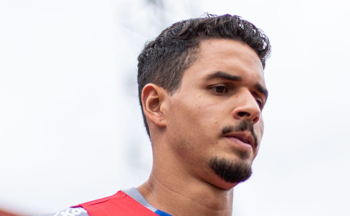 Santos mira reforço de peso com Lucas Veríssimo e tem interesse em Kuscevic, do Fortaleza