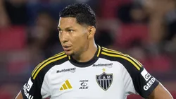 Rony jogador do Atlético-MG lamenta durante partida contra o Bragantino no estadio Cicero De Souza Marques pelo campeonato Brasileiro A 2025.