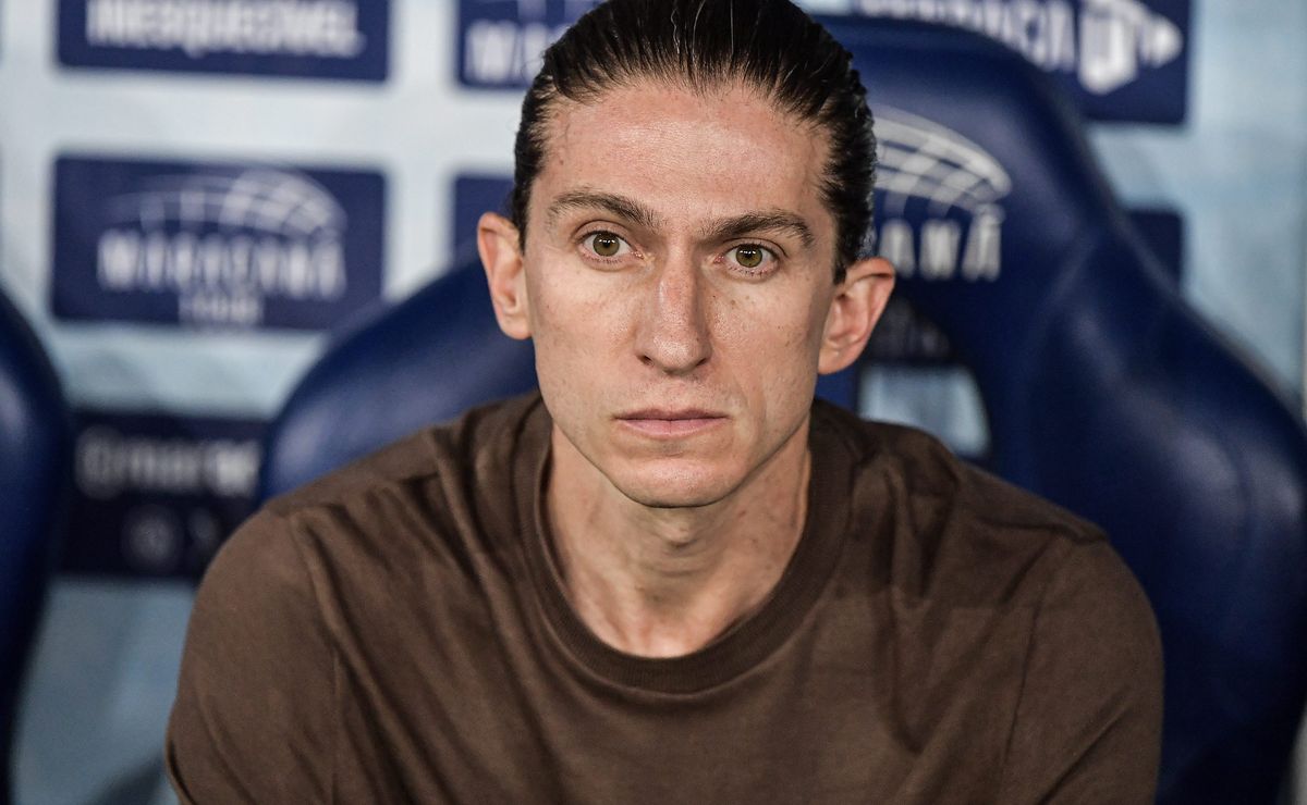 Filipe Luís é sincero e projeta São Paulo x Flamengo no Morumbis: “A prioridade é vencer”