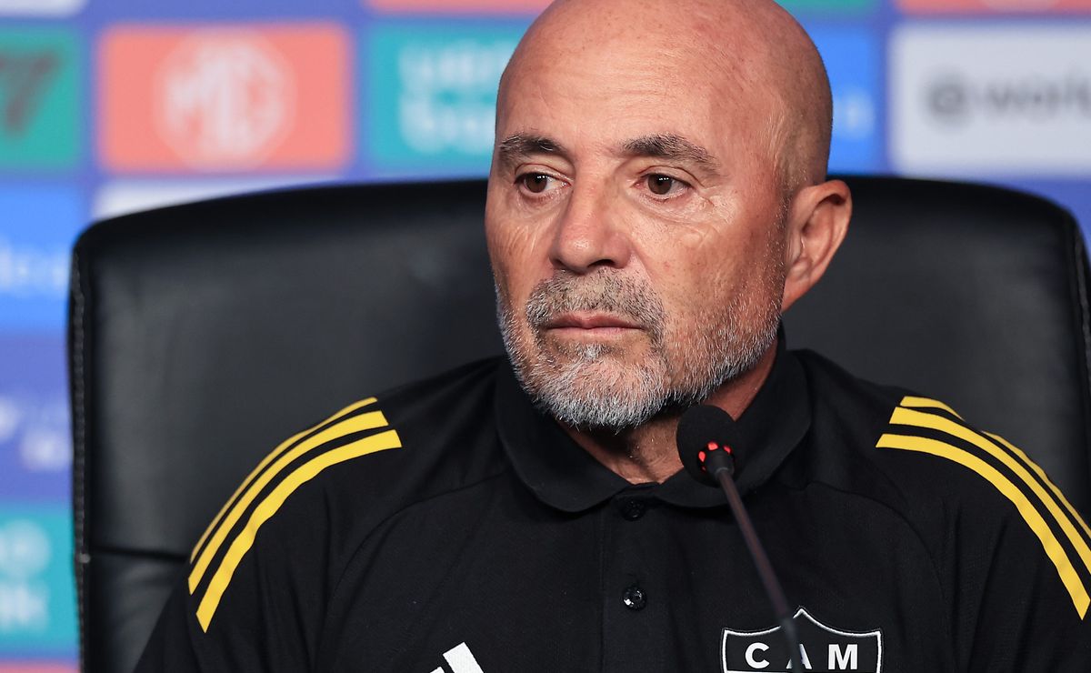 Sampaoli deixa clubismo de lado e faz elogios ao Palmeiras: “Um dos melhores times do Brasil”