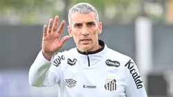 Vojvoda quer Pochettino no Santos.