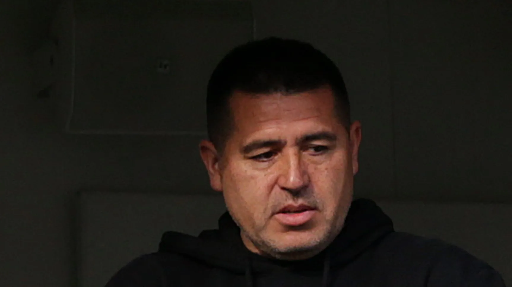 Foto: Daniel Jayo/Getty Images – Riquelme, presidente do Boca, aplica chapéu no Grêmio.