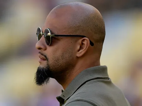 Felipe Melo elogia John Kennedy e questiona busca por centroavante