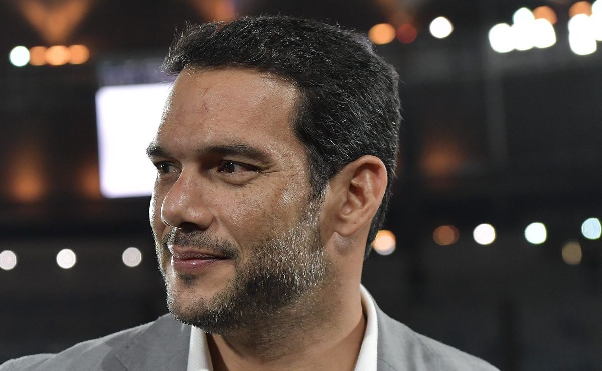 Samir Xaud anuncia a profissionalização dos árbitros do futebol brasileiro: “Terão contrato com a CBF”