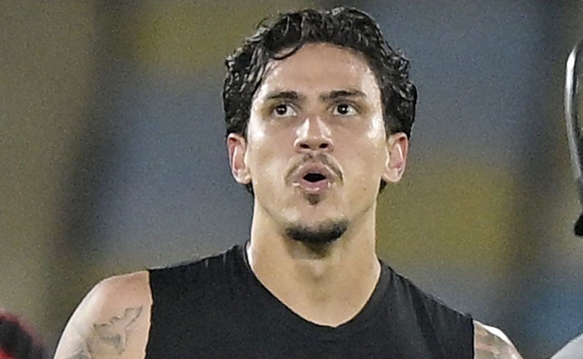 Venda de Pedro do Flamengo ao Fenerbahçe-TUR por R$ 125 milhões tem definição e CRF fará jogo duro