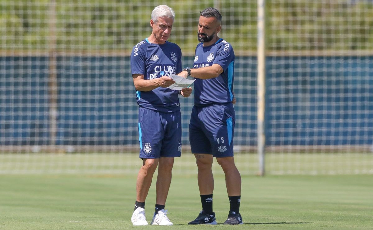 Grêmio não terá quatro jogadores contra o Fluminense e Luís Castro promove mudanças no time