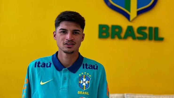 Larson, volante do Palmeiras
