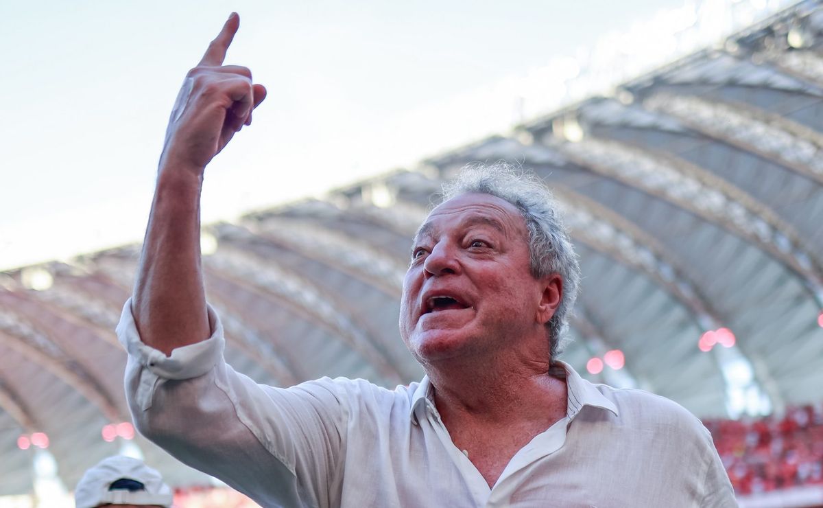 Abel Braga diz que não trabalharia no Grêmio por sua história construída no Internacional