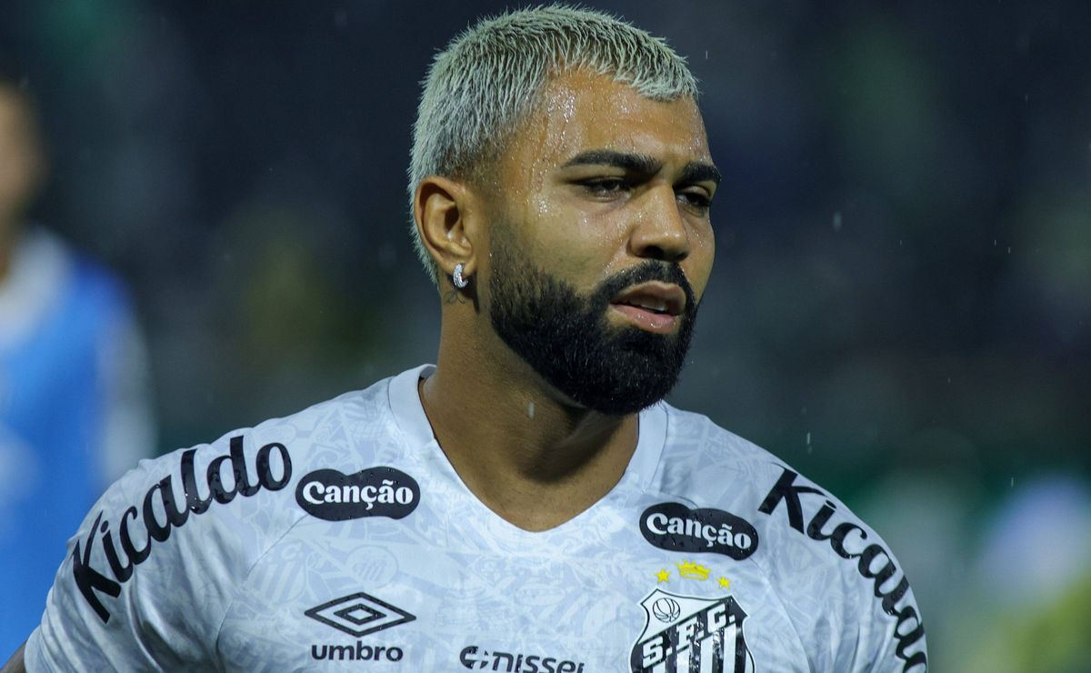 Escalação do Santos: Vojvoda deixa Gabigol e Adonis Frías de fora e define time contra Chapecoense