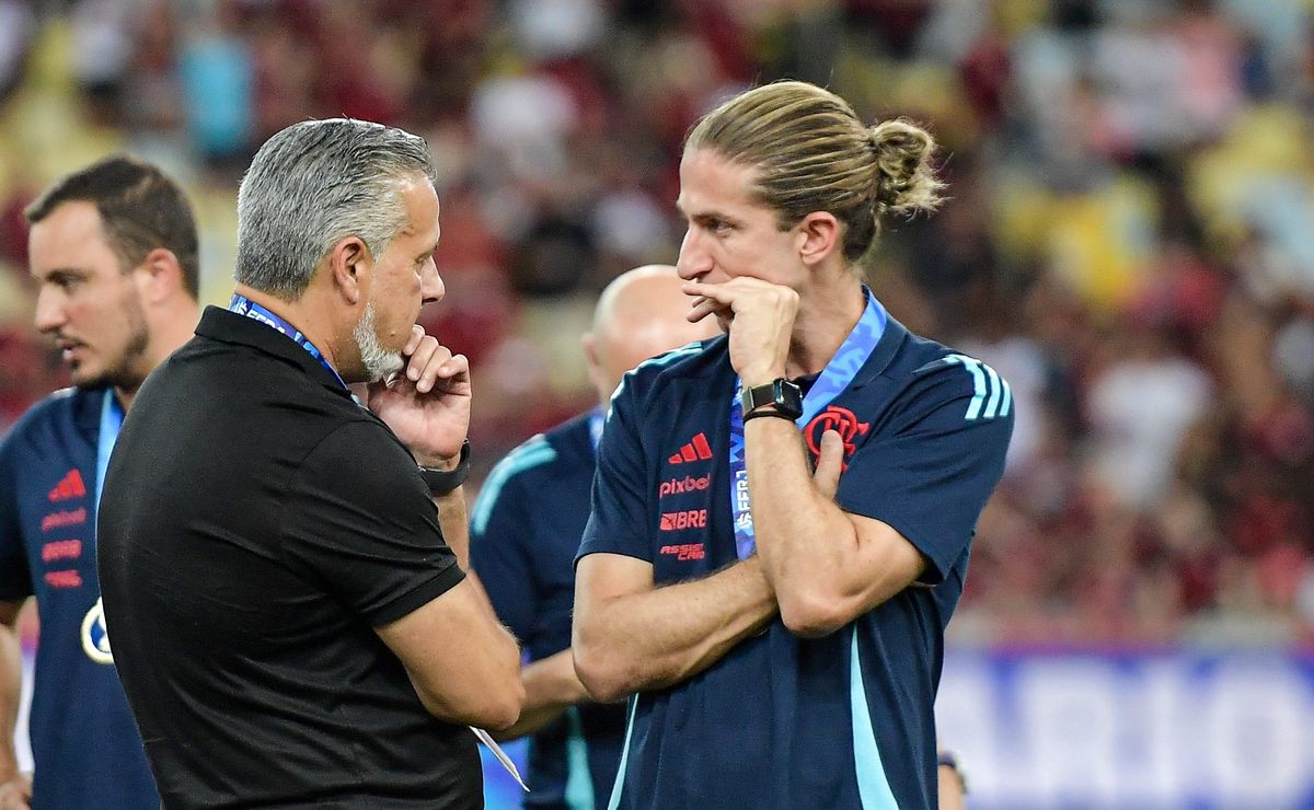 Flamengo decide continuar a busca por centroavante e não descarta um acordo no meio da temporada