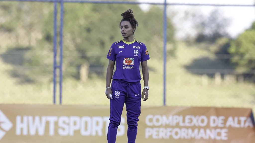 Rilany Silva, técnica da Seleção Feminina Sub-17