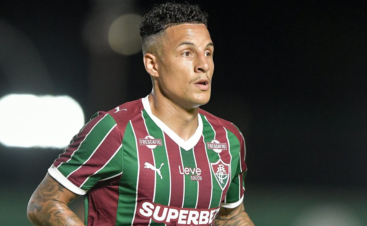 Escalação do Fluminense: Zubeldía volta e Arana disputa vaga com Renê para estreia no Brasileiro