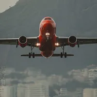 Avião do Flamengo sofre com fortes chuvas em São Paulo