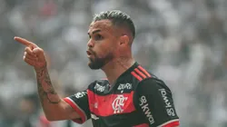 MG - BELO HORIZONTE - 10/11/2024 - COPA DO BRASIL 2024, ATLETICO X FLAMENGO - Michael jogador do Flamengo durante partida contra o Atletico no estadio Arena MRV pelo campeonato Copa Do Brasil 2024.