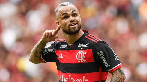 Michael já estava acertado com Santos, mas não abriu mão de luvas a receber no time carioca e negociação 'melou' na Vila Belmiro