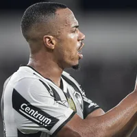 Wallace Davi impressiona em números como substituto de Marlon Freitas