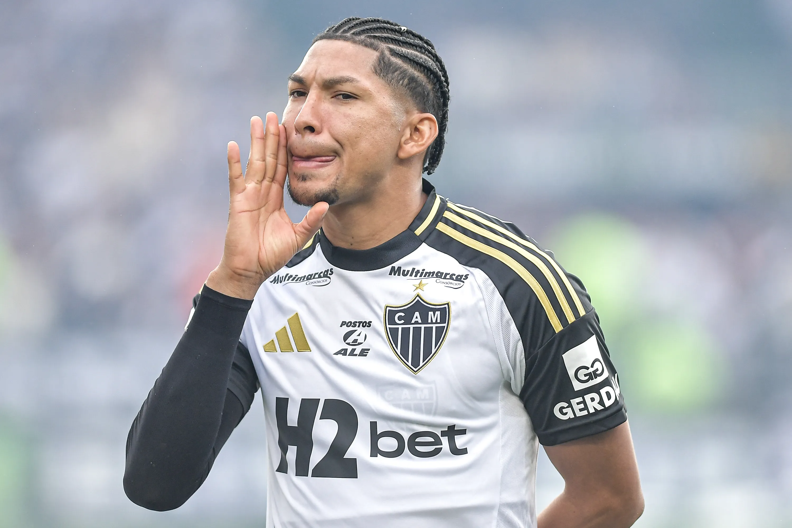 Rony terá ‘apenas’ o 6º maior salário do elenco do Santos em 2026 – Foto: Thiago Ribeiro/AGIF