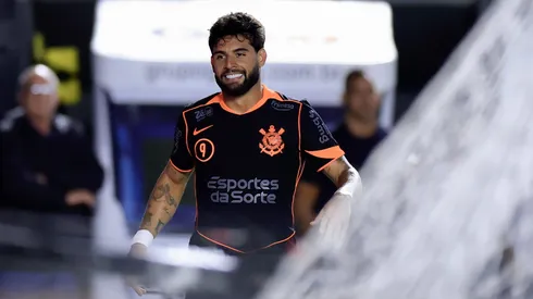 Yuri Alberto jogador do Corinthians comemora seu gol durante partida contra o Santos no estádio Vila Belmiro. Foto: Marcello Zambrana/AGIF