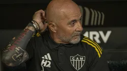 Sampaoli deve improvisar contra o Palmeiras - Foto: Fernando Moreno/AGIF