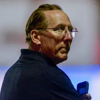 John Textor não reconhece ação da Ares que o tirou da Eagle