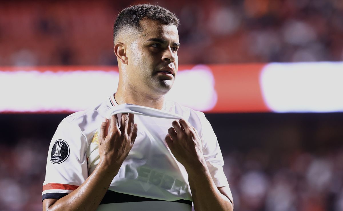 Alisson cancelado gera atrito nos bastidores do Corinthians e clube aguarda nova postura do São Paulo