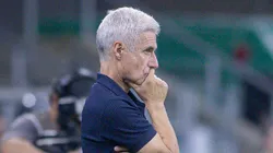 Luis Castro técnico do Grêmio durante partida contra o Sao Jose no estadio Arena do Gremio pelo campeonato Gaucho 2026.