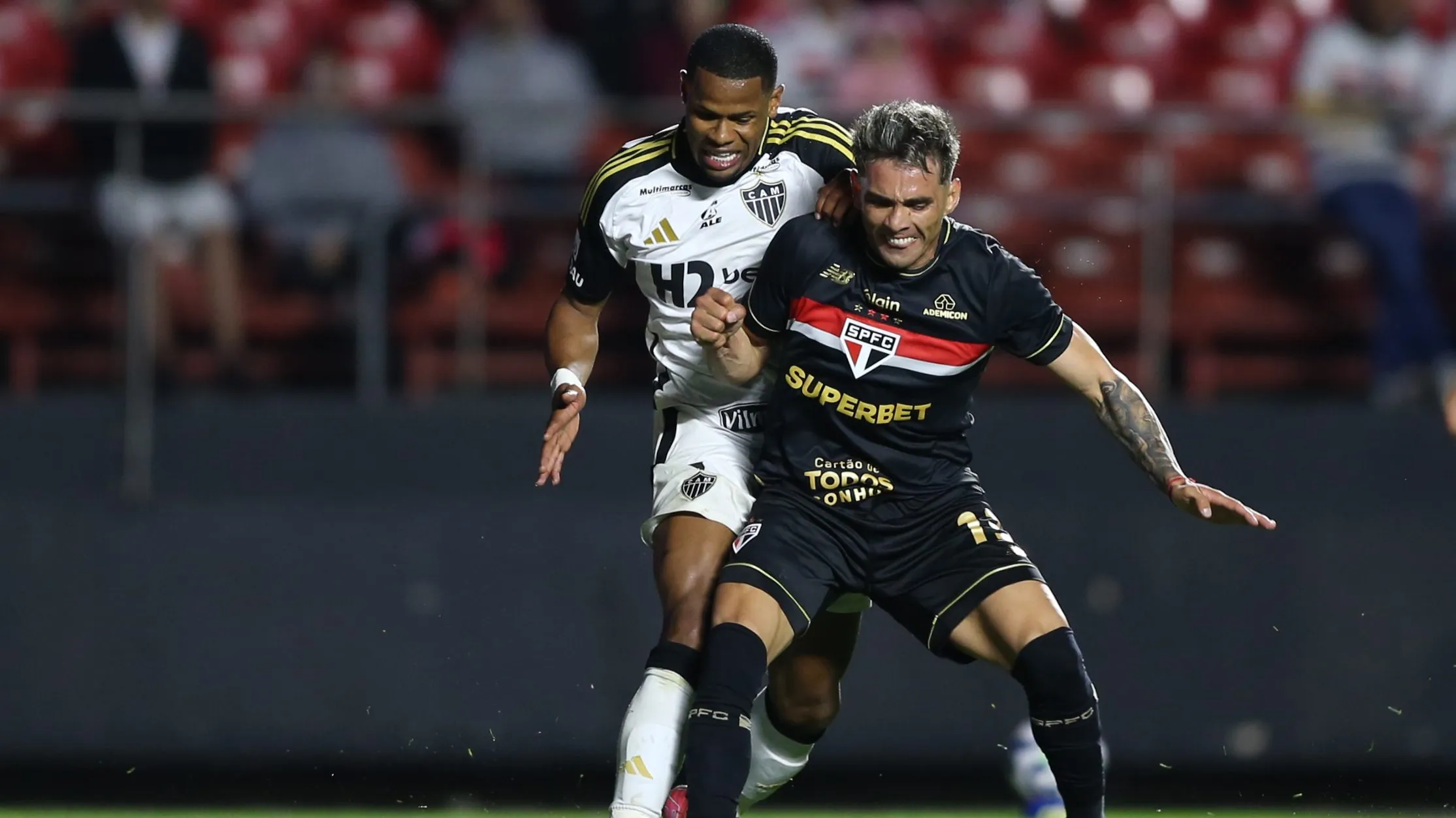 SP – SAO PAULO – 24/08/2025 – BRASILEIRO A 2025, SAO PAULO X ATLETICO-MG – Junior Santos jogador do Atletico durante a partida contra o Sao Paulo no estadio Morumbis em Sao Paulo (SP), pelo campeonato Brasileiro A 2025. Foto: Marlon Costa/AGIF