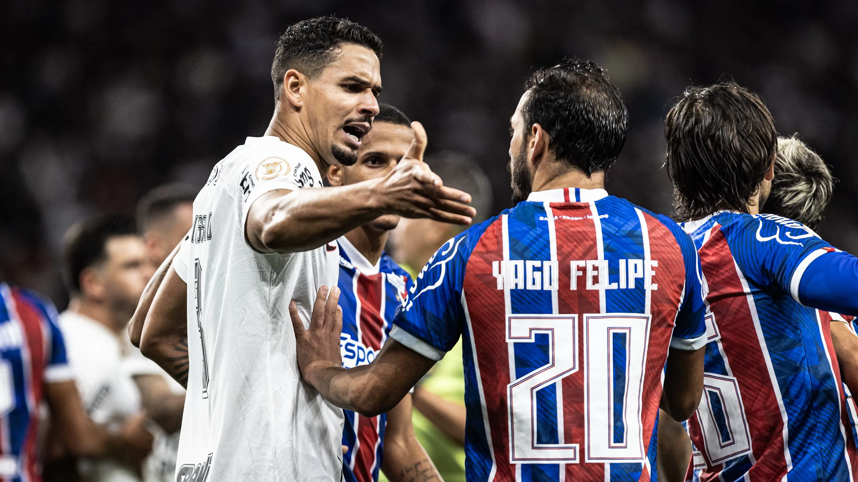 Lucas Veríssimo foi muito bem em sua passagem pelo Corinthians - Foto: Abner Dourado/AGIF.