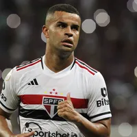 Permanência de Alisson no SPFC depende do futuro de Crespo